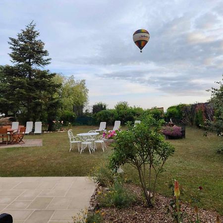 Doréline Montreuil-en-Touraine Exterior foto